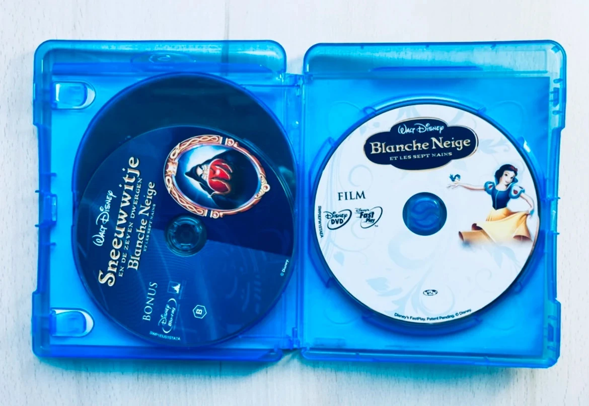 Caja de regalo Blancanieves Disney Blu-ray DVD edición Diamante. – photo 3
